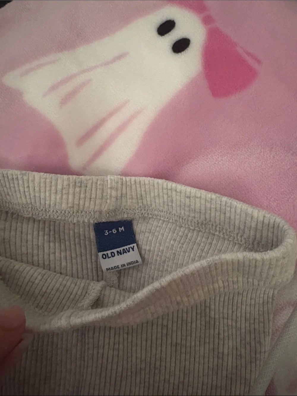 Old Navy Girls' Ribbed Knit Shorts in Light Gray